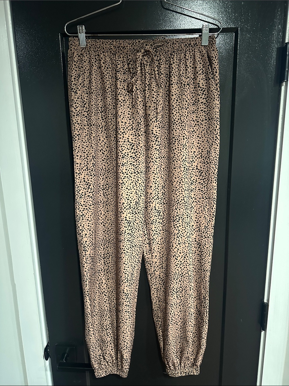 Women's Taupe Animal-Print Jogger Pants